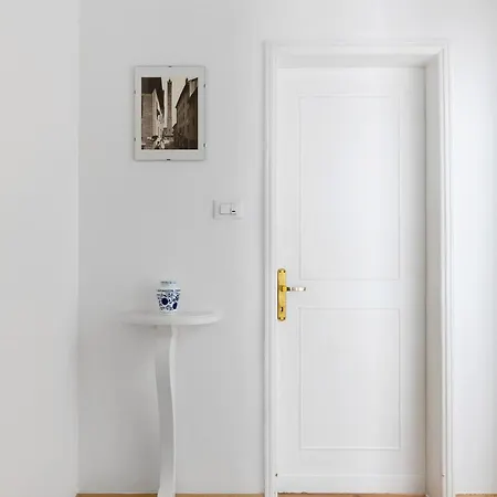 Z8 Apartment